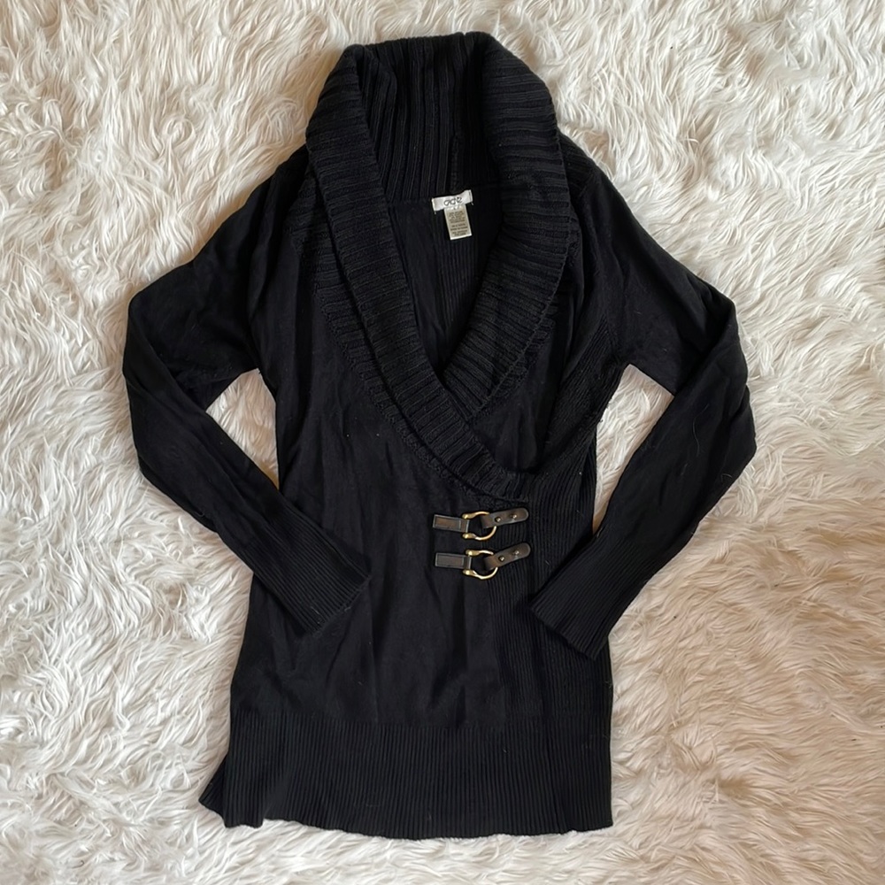 Cache sweater